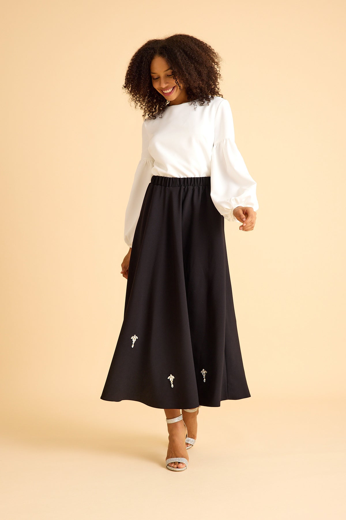 Black Stone Detailed Crepe Skirt